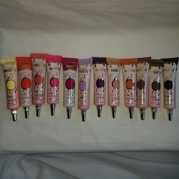 P.Louise Coloured Bases Bundle - Picture 1 of 10